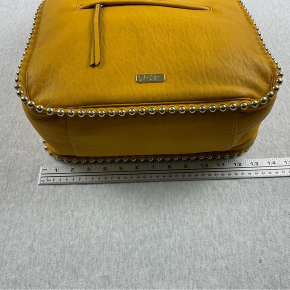 JESSICA SIMPSON CAMILE WOMEN’S BIG SHOULDER BAG COLOR: DANDELION WITH GOLD - Picture 7 of 16